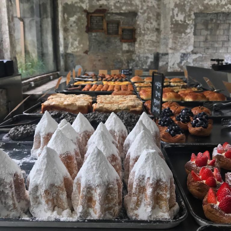 cafe onionの行き方や店舗情報！チャンミンも食べたおすすめメニューも紹介！