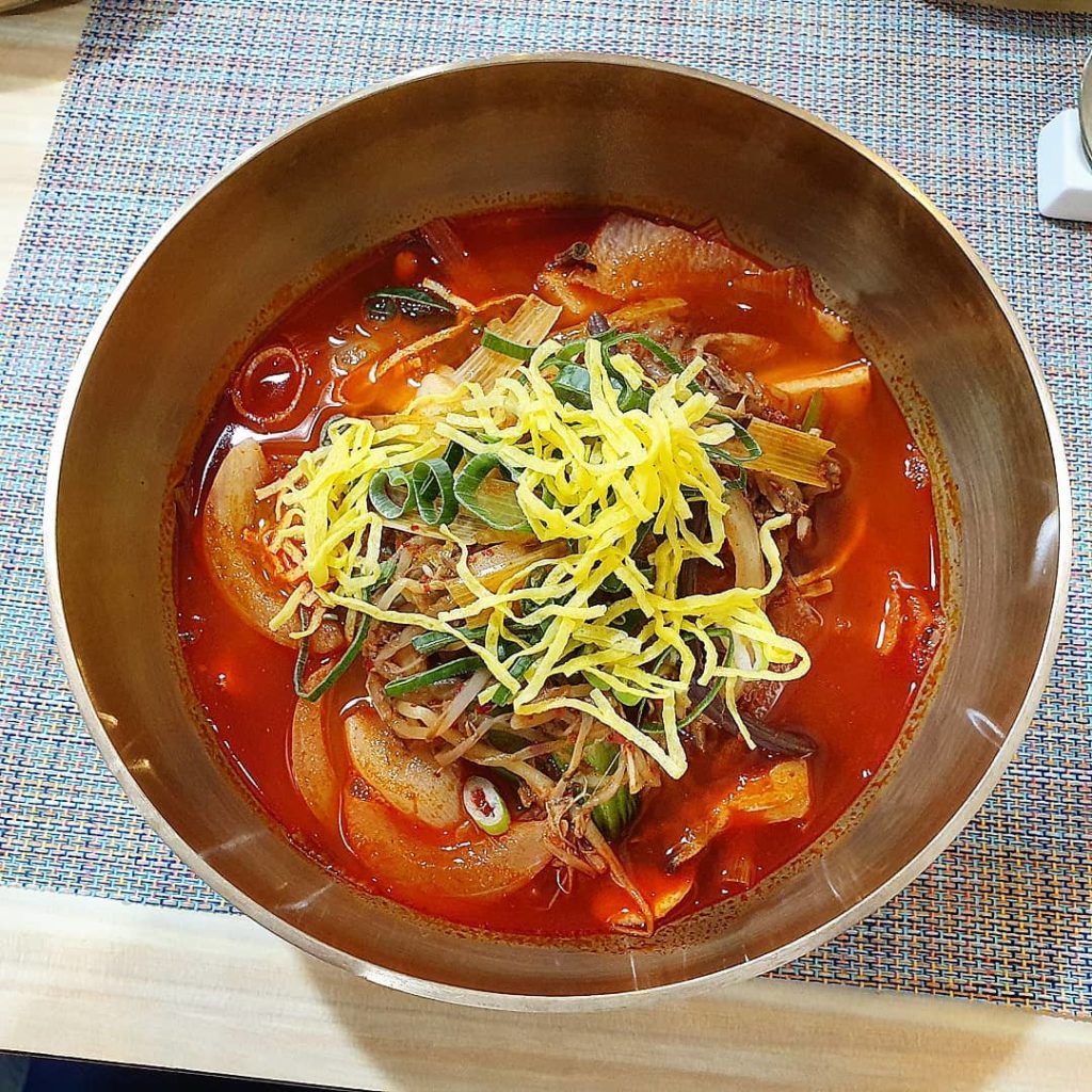 夏にピッタリ 韓国 ソウルで美味しいユッケジャンが食べられるお店5選 簡単レシピも